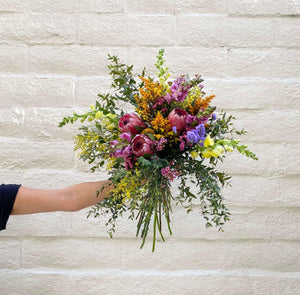 Local & Sustainable flowers - why does it matter? - by Cabane - sustainable floral design studio in California